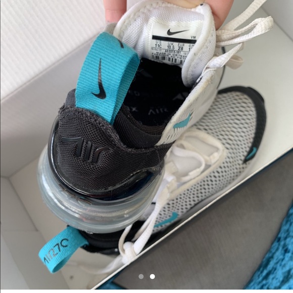 Snickers - Picture 2 of 2